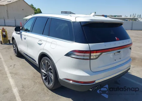 2021 Lincoln Aviator Reserve z USA, uszkodzony, nr VIN 5LM5J7WC1MGL05784